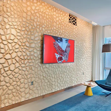 Aloft By Marriott Chicago Mag Mile