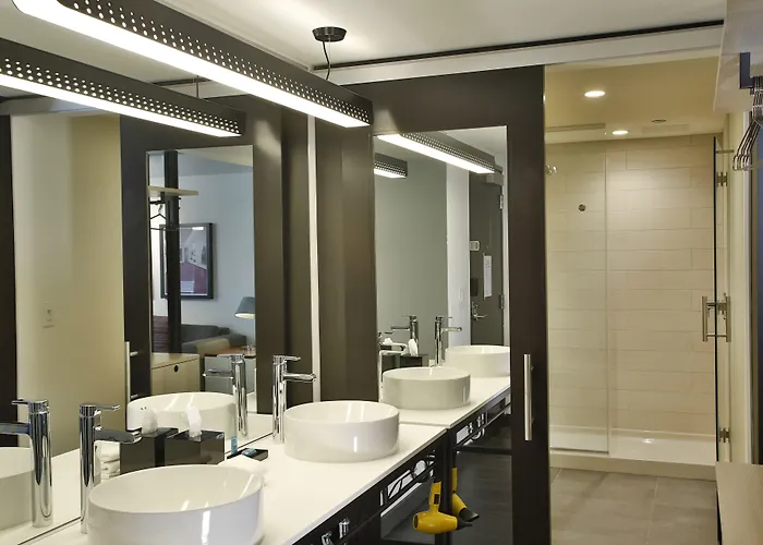 Aloft By Marriott Mag Mile Chicago