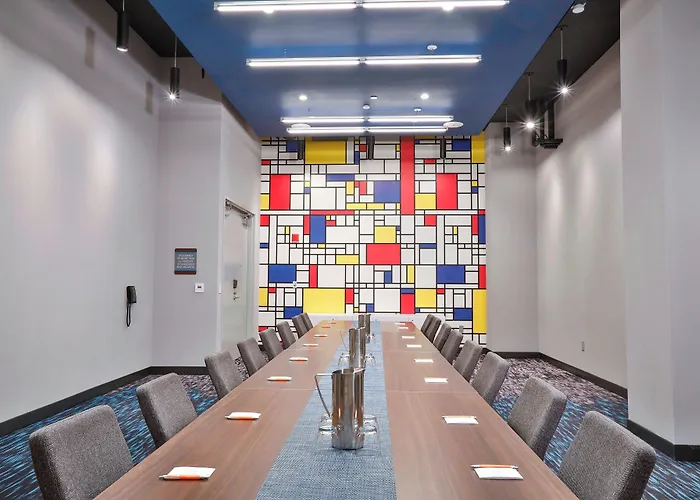 Hotel Aloft By Marriott Mag Mile 3*