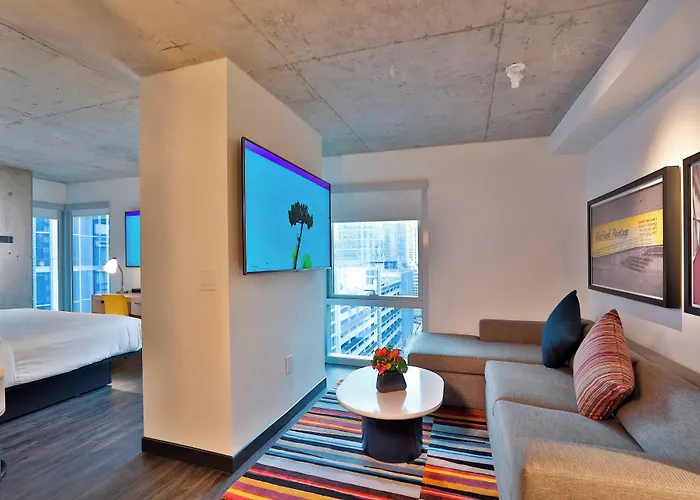 Aloft By Marriott Mag Mile Hotel Chicago