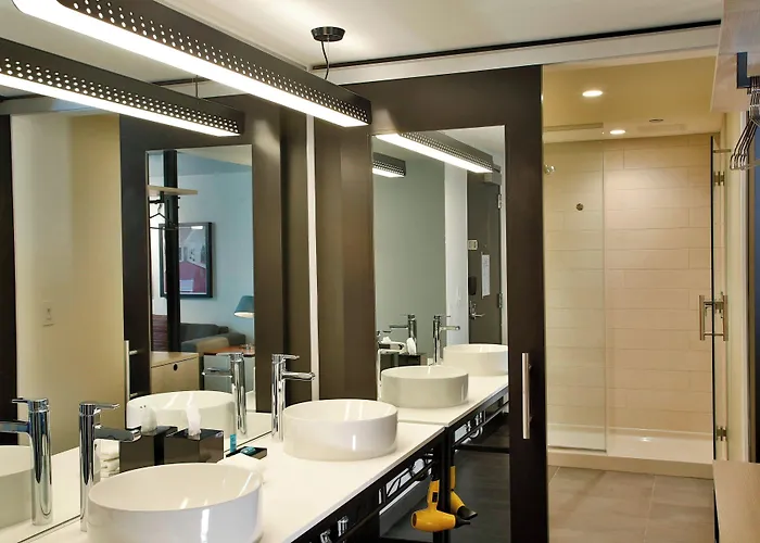 Aloft By Marriott Mag Mile