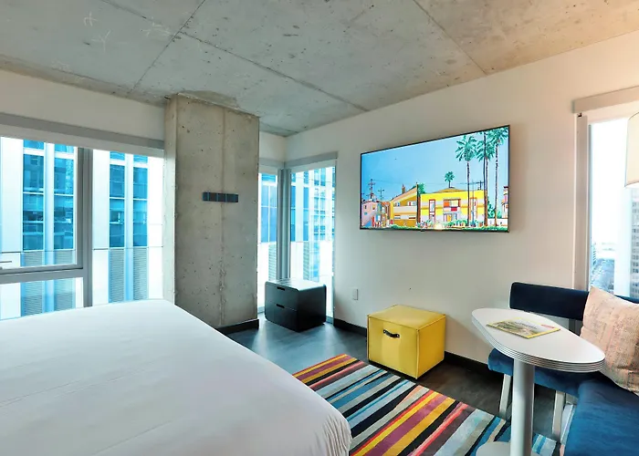 Aloft By Marriott Mag Mile Chicago