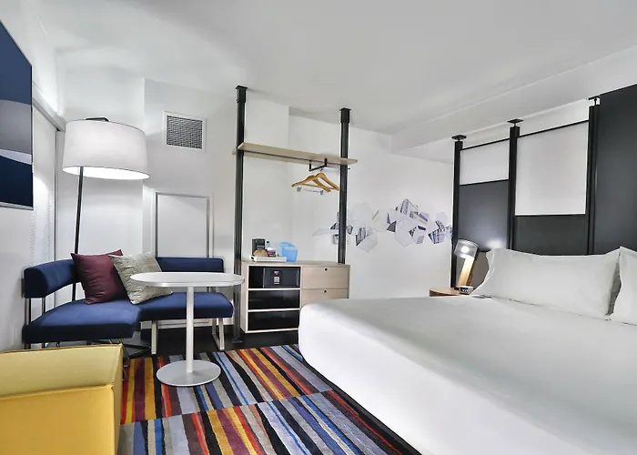 Aloft By Marriott Mag Mile